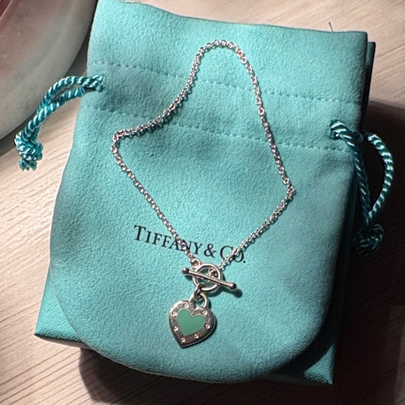 Tiffany & Co Toggle Bracelet like new - Picture 2 of 4